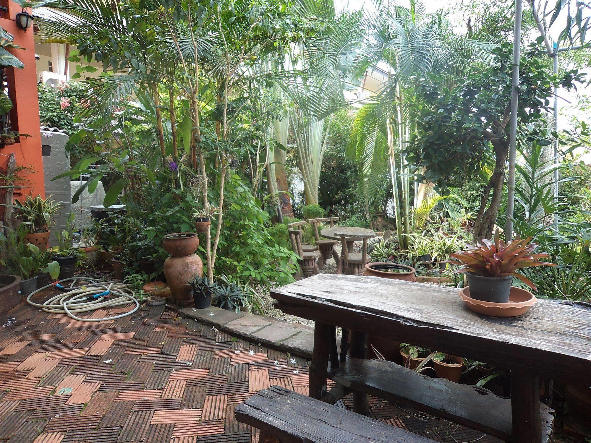 Hotel Baan Por Jai à Ko Lanta Extérieur photo