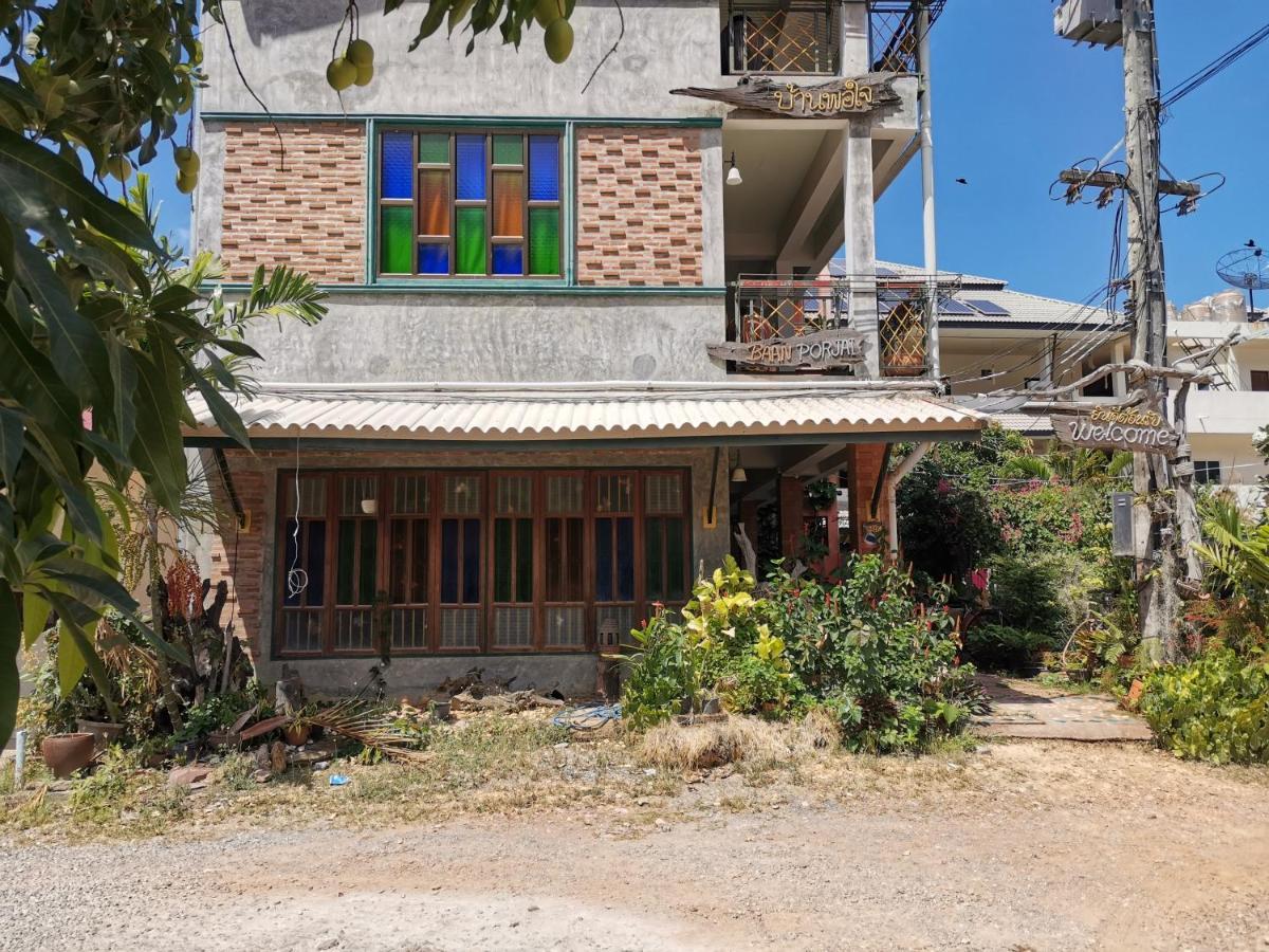 Hotel Baan Por Jai à Ko Lanta Extérieur photo